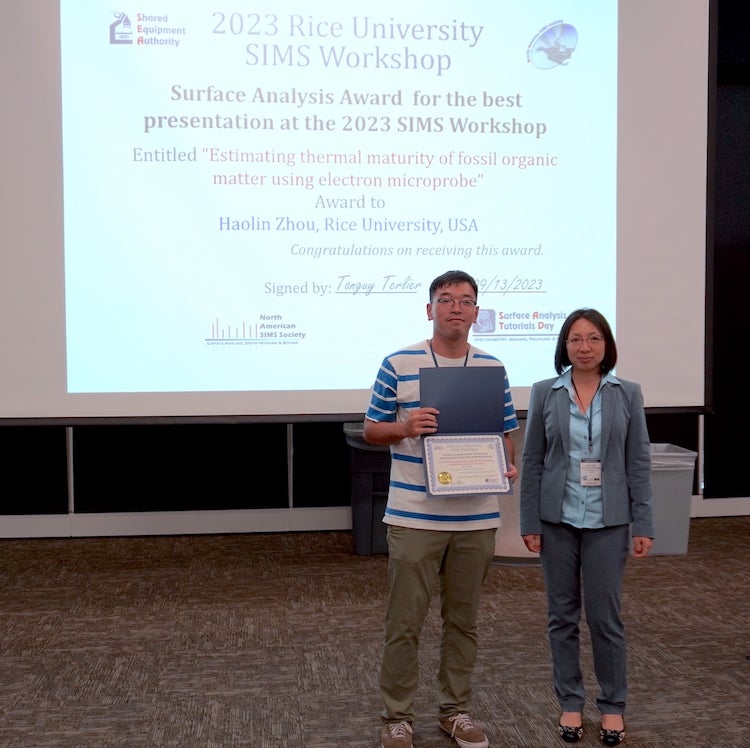 Haolin Zhou received presentation award
